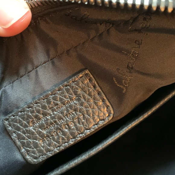 Ferragamo - Picture 2 of 9